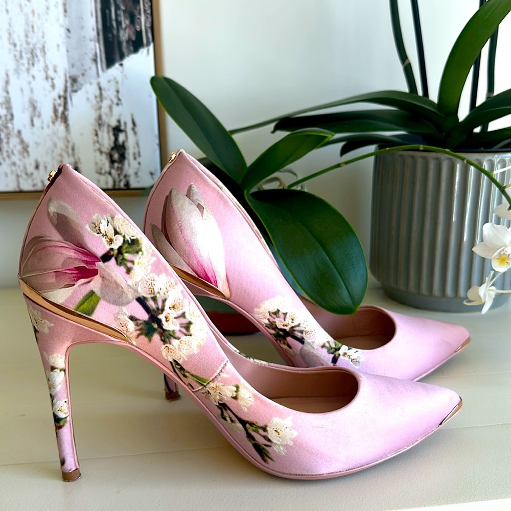 Ted Baker Pink Floral Women's Heels